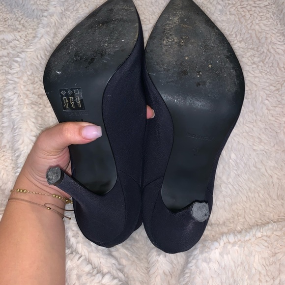 Black booties - Picture 6 of 8